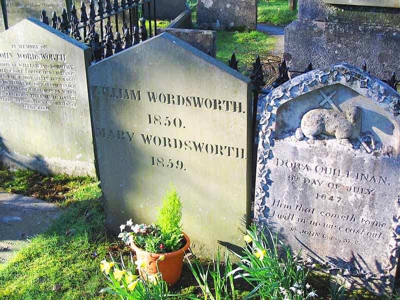 http://www.wordsworthcountry.com/sitepics/wordsworth-graves-2-600.jpg